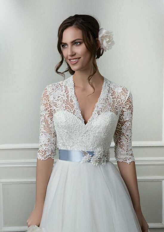 Lillian West wedding dress 6387 Size 14 Lillian West wedding dress 6387 Size 14