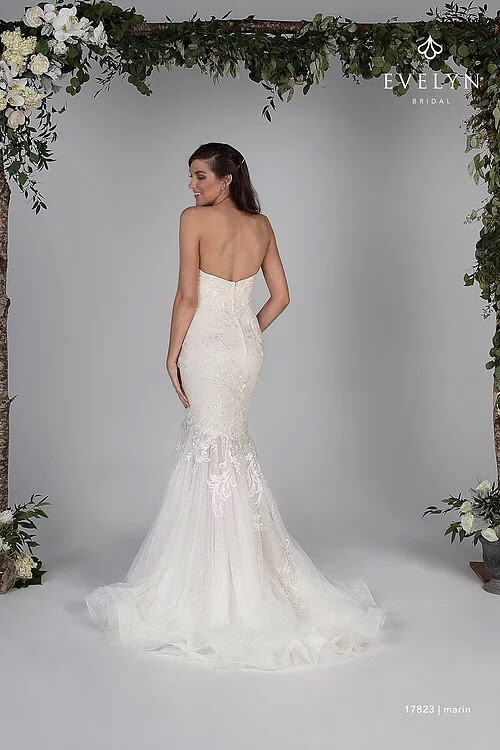 Evelyn Bridal Marin size 16 Evelyn Bridal Marin size 16