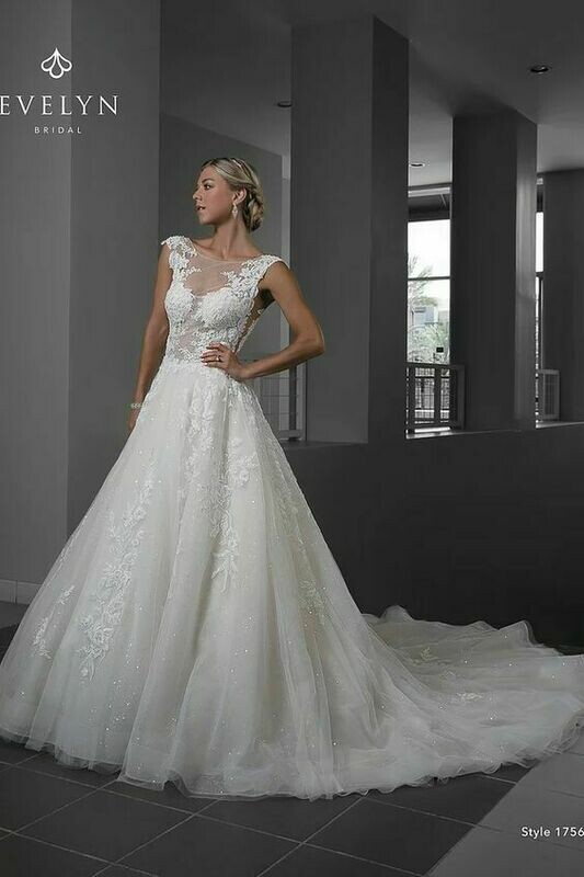 Evelyn Bridal 17564 size 14 Evelyn Bridal 17564 size 14