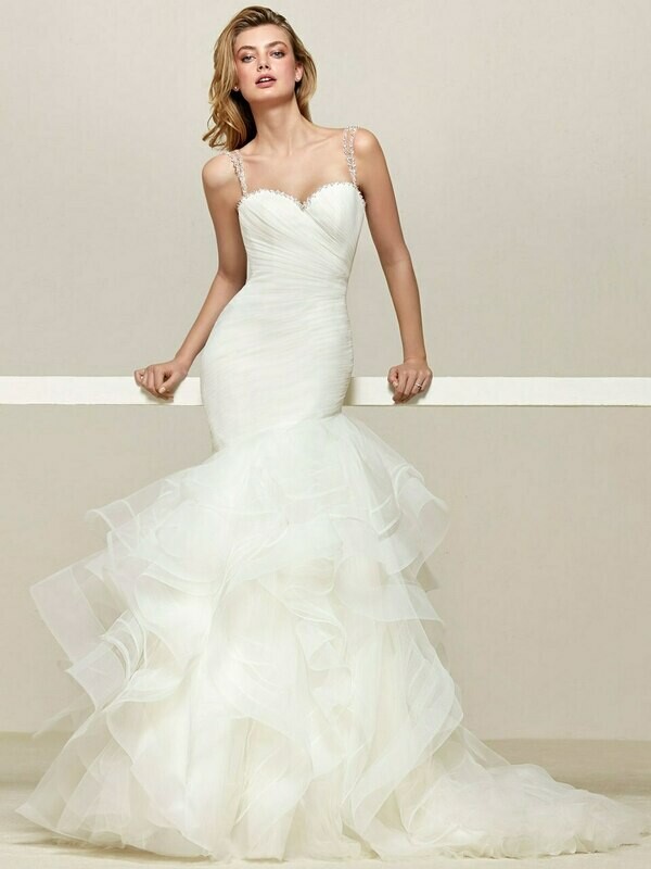Pronovias Drema size 16 Pronovias Drema size 16