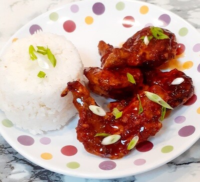 Buffalo Wings w/ rice + drink