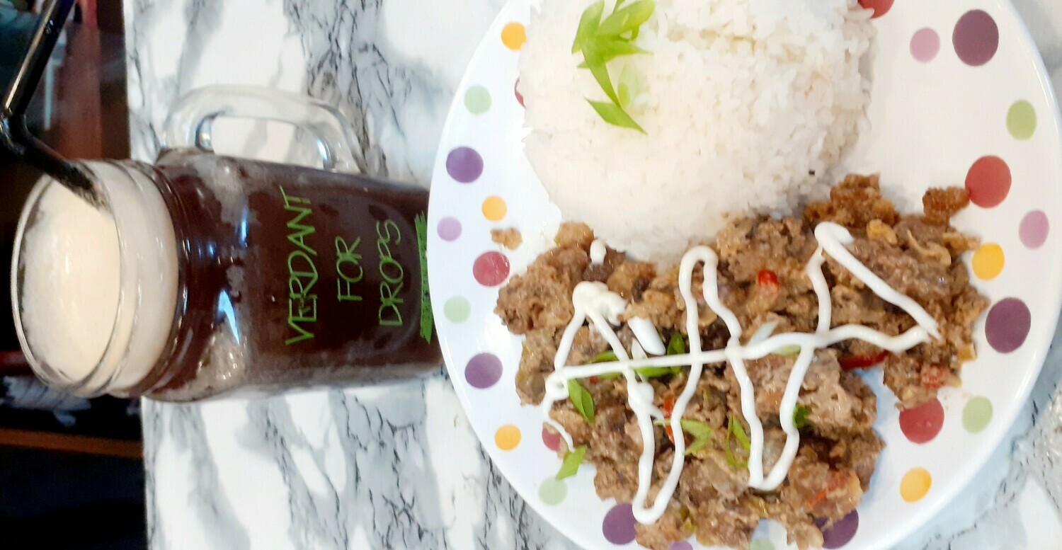 Sisig w/ rice + drink