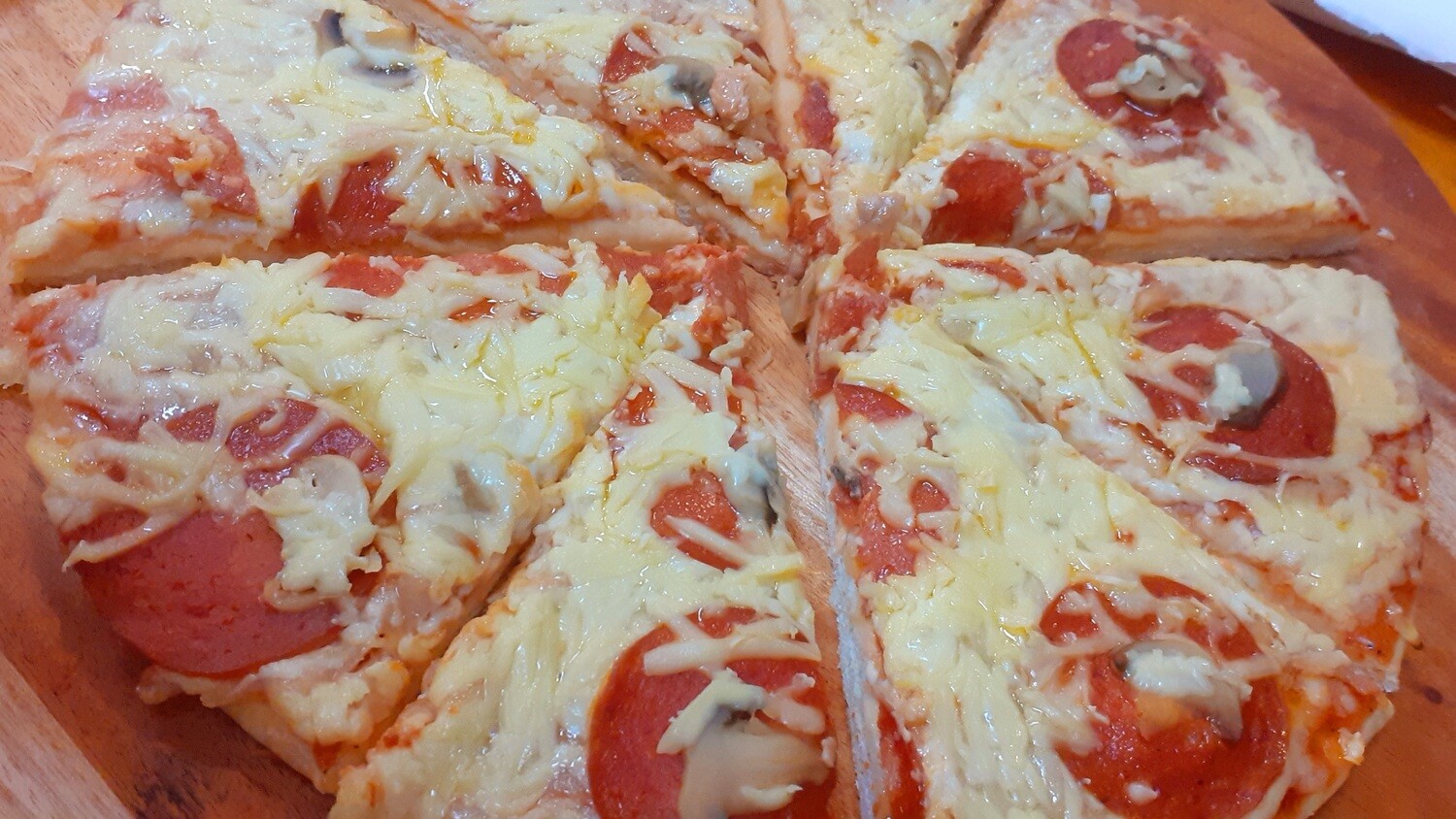 Pepperoni KRE&#39;s 12&quot;