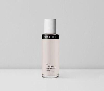 DELICATE CLEANSING MILK 200 ml DELICATE CLEANSING MILK 200 ml