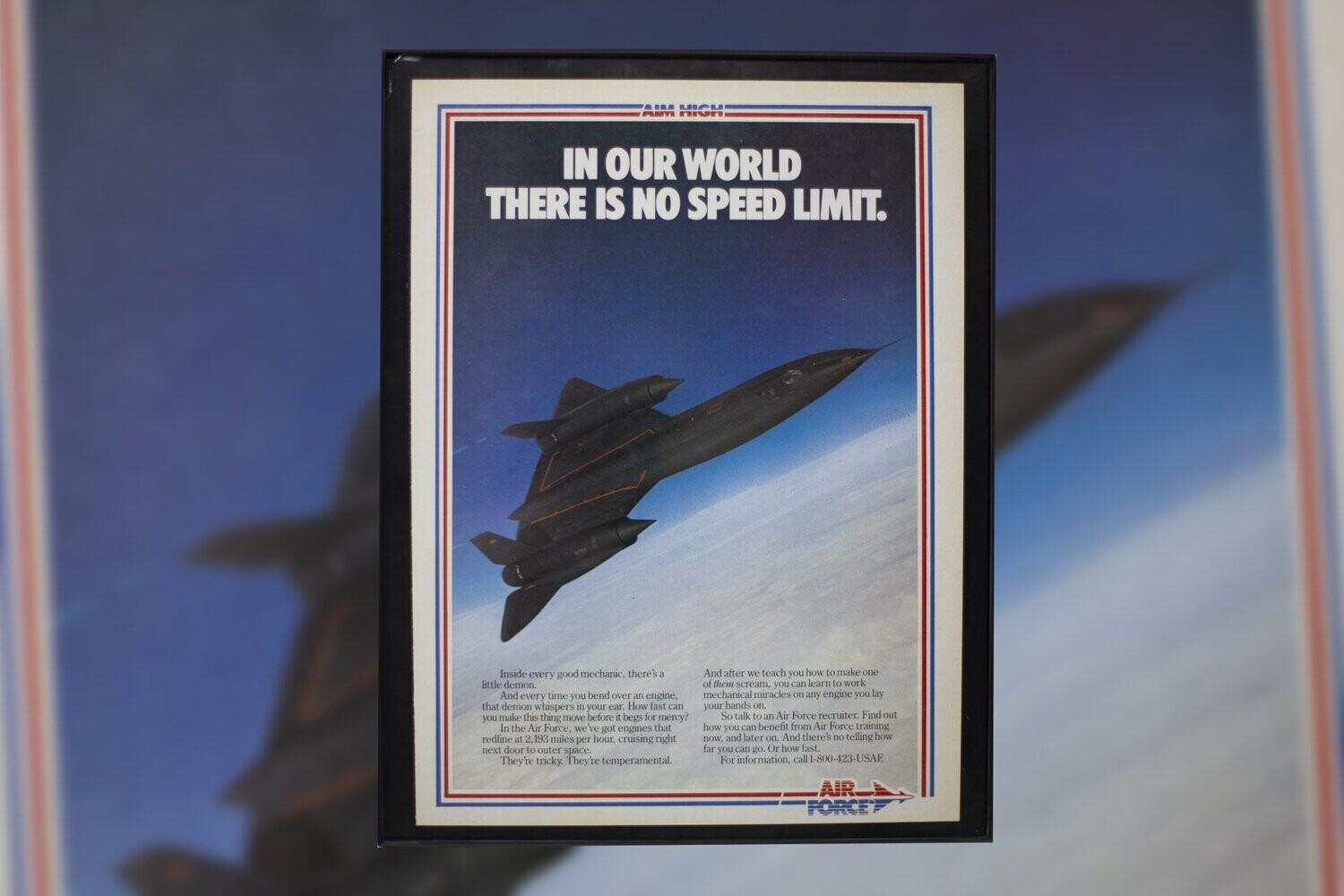 SR-71 Blackbird - No Speed Limit | Type Schrift