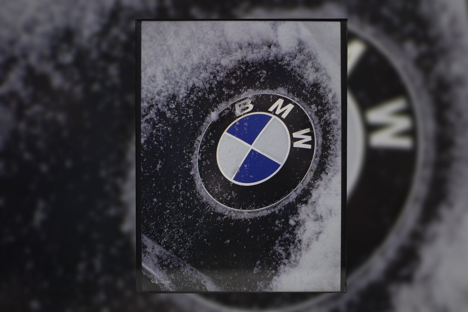 BMW - Snow Roundel | Type Schrift