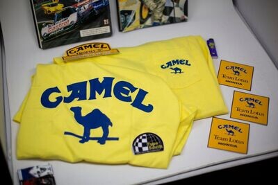 Camel Pocket T - Vintage Shirt | Type Schrift