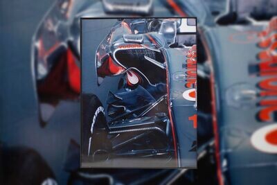 Lewis Hamilton - McLaren MP4-23 | Type Schrift