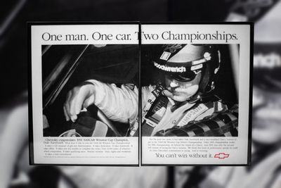 Dale Earnhardt - One Man One Car | Type Schrift