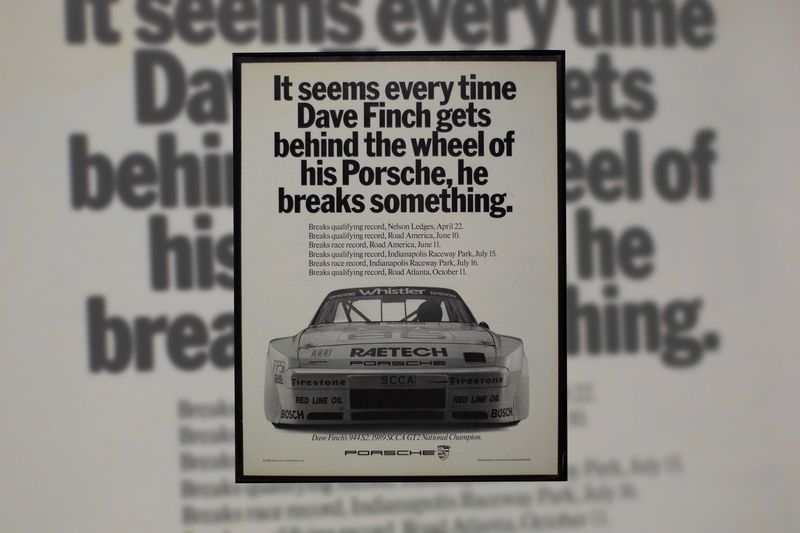 Porsche 944 - Dave Finch | Type Schrift