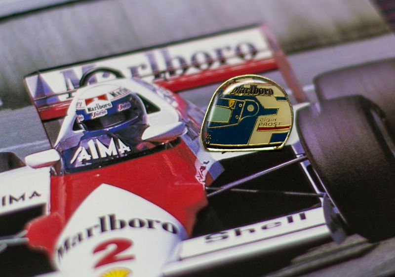 Alain Prost F1 - Vintage Pin | Type Schrift Alain Prost F1 - Vintage Pin | Type Schrift