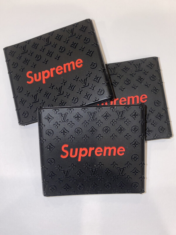 Supreme  Clipper Grip Black &amp; Red