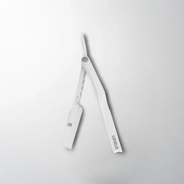 Milly Clutch Razor Holder frosty white