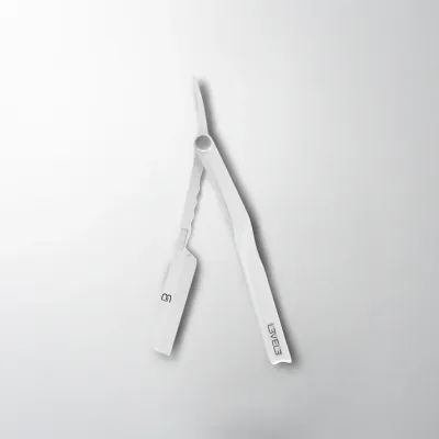 Milly Clutch Razor Holder frosty white