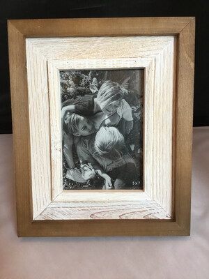 White Washed Picture Frame 5" X 7"