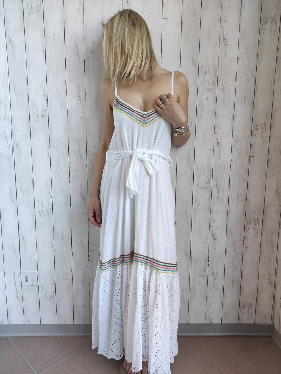 Wiya Abito Bianco W446