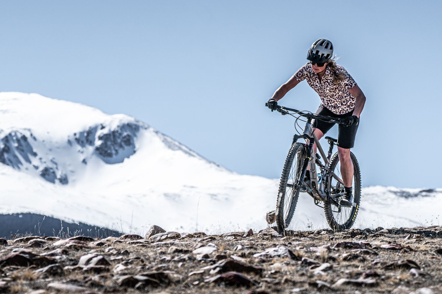 Interlaken Stretch Linen - Women's