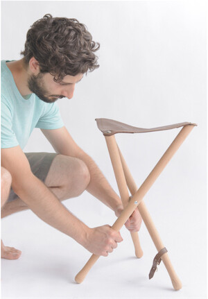 SG-9 ◦ Folding Artist Stool Brown