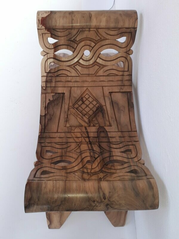 banc saramaca sculpté art tembée moutushi L80cm l28cm h 25cm