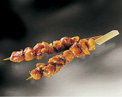 Hähnchenspieß-Yakitori mit Sojasauce 30g Hähnchenspieß-Yakitori mit Sojasauce 30g