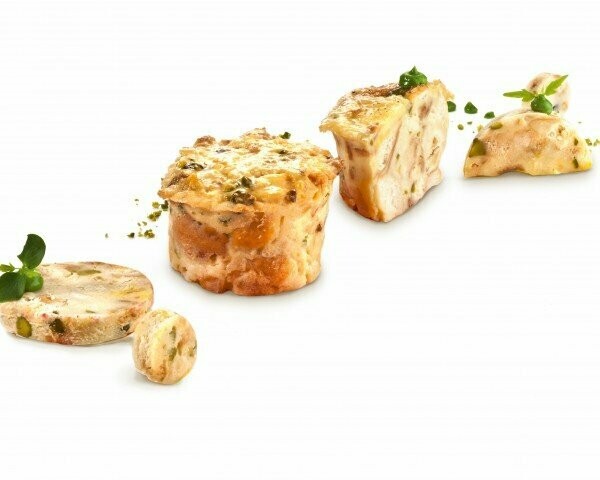 Briocheküchlein luftiges Küchlein aus Briocheteig, abgerundet mit Pistazien 80g