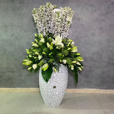 Delphinium Design Jumbo Vase With White Exclusive Flowers