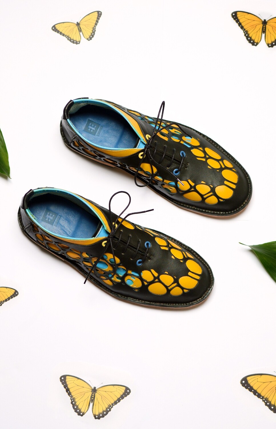 Natura shoes