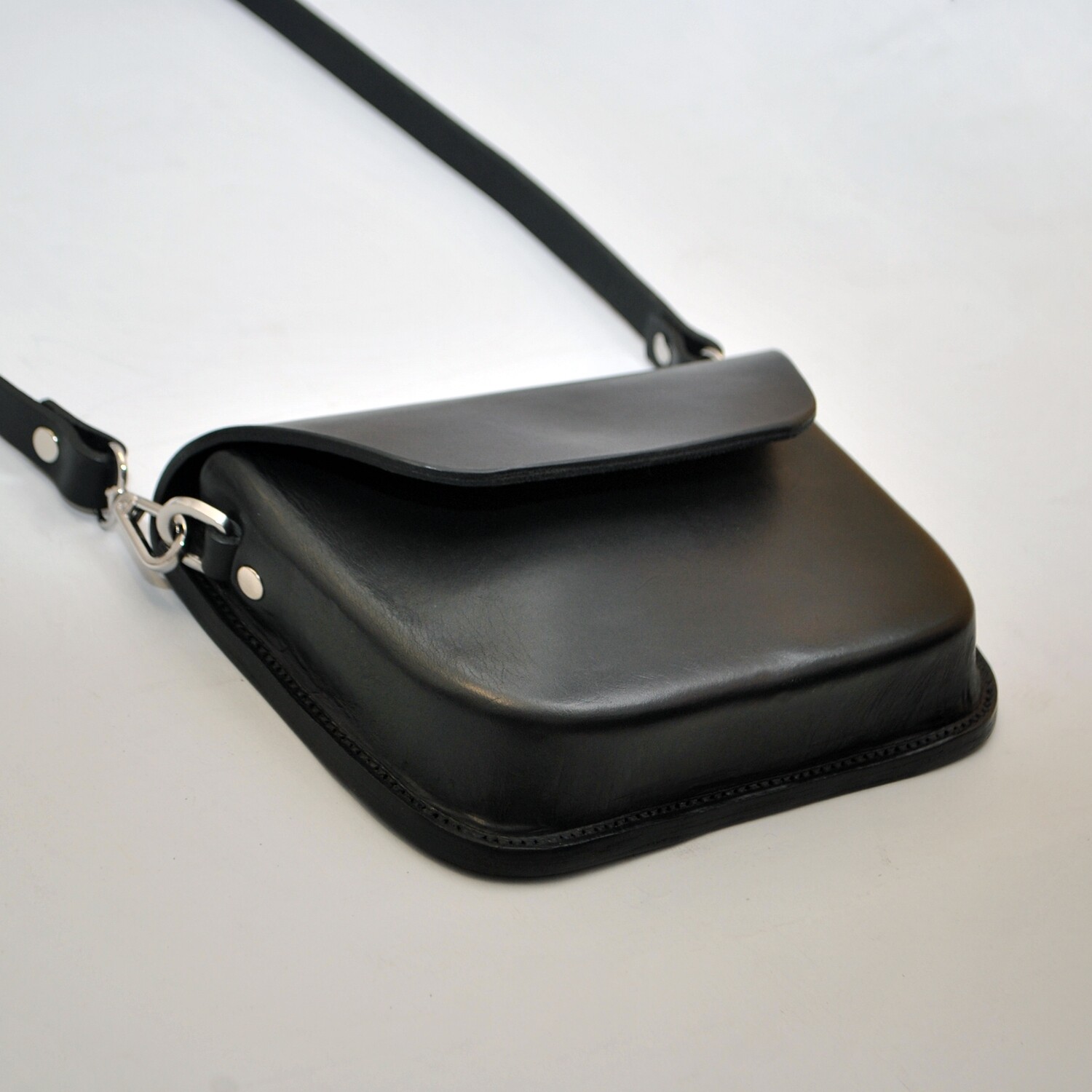 Chicago handbag night