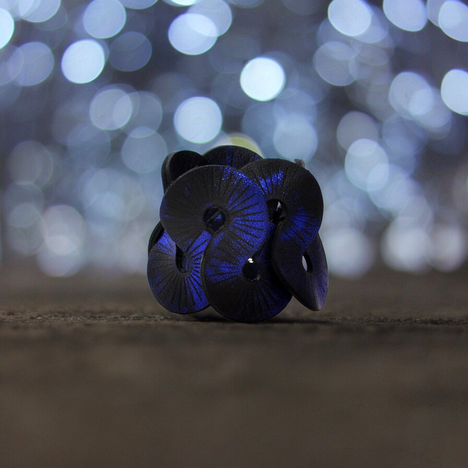 Lyra bracelet deep blue
