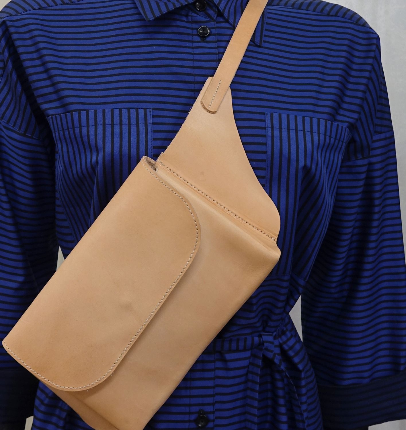 Crossbody bag Cairo
