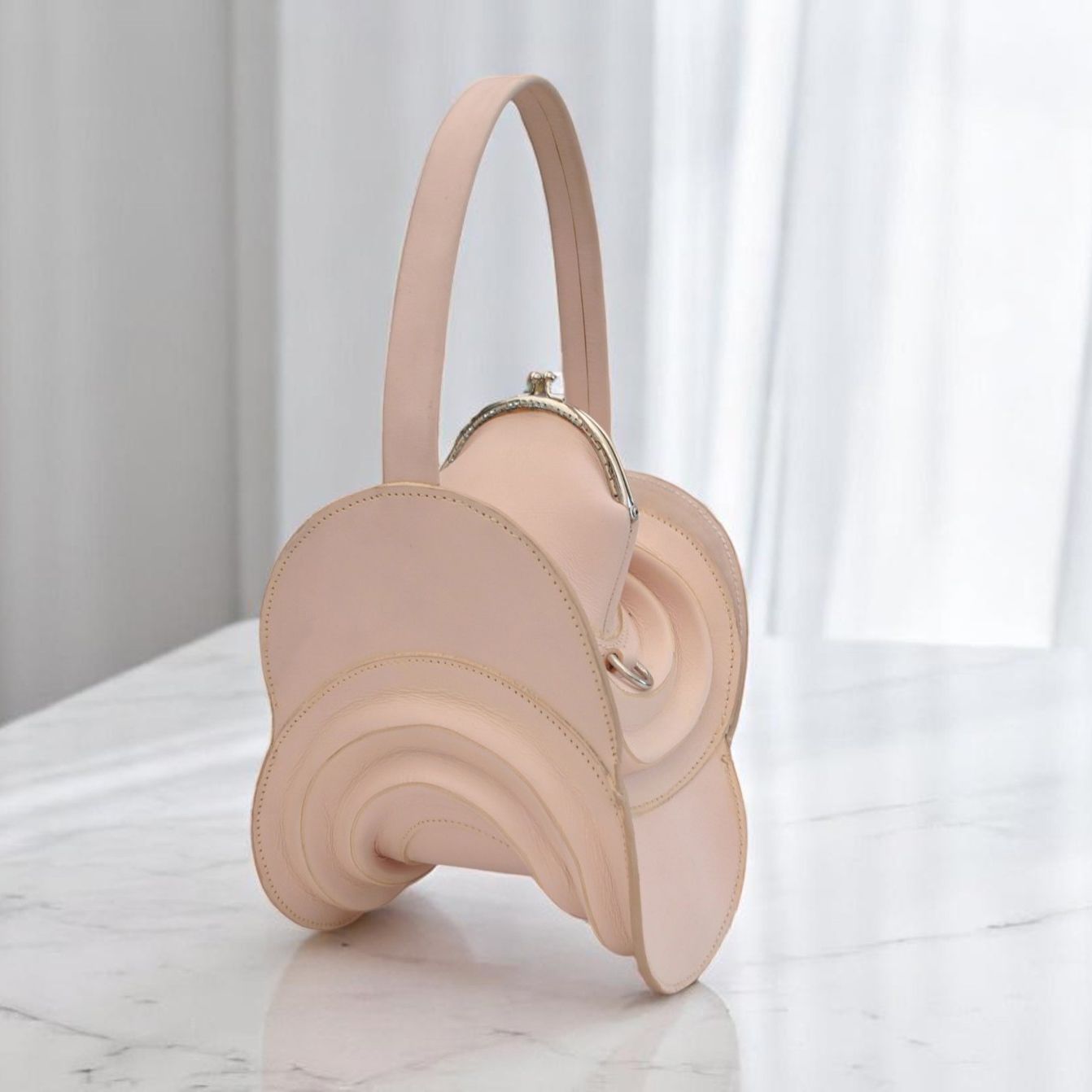 Orchid bag rose