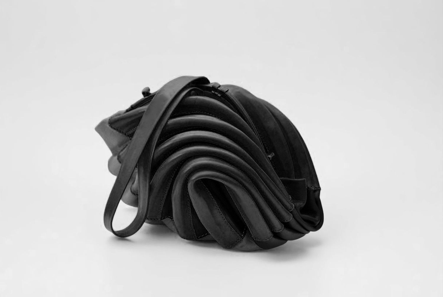 Fragaria hand-bag