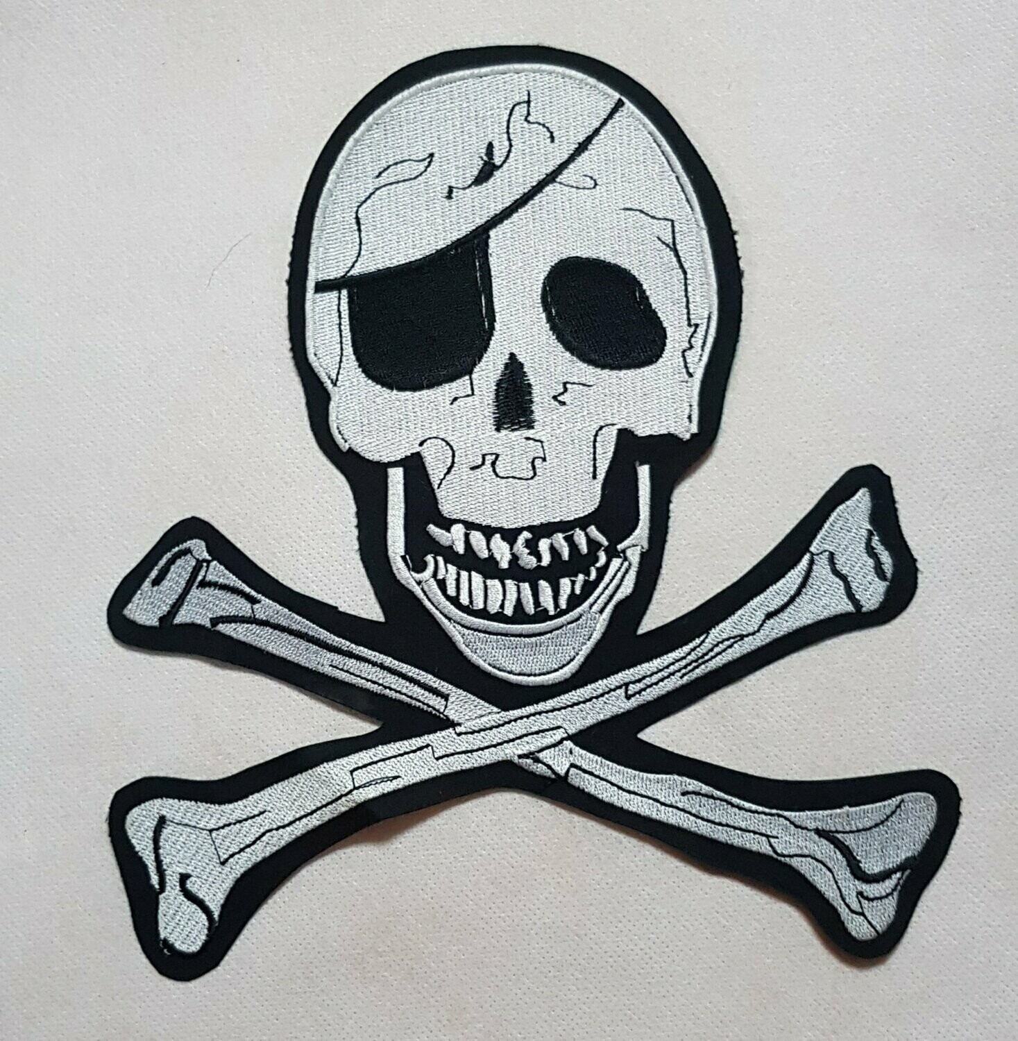 PARCHE CALAVERA PIRATA