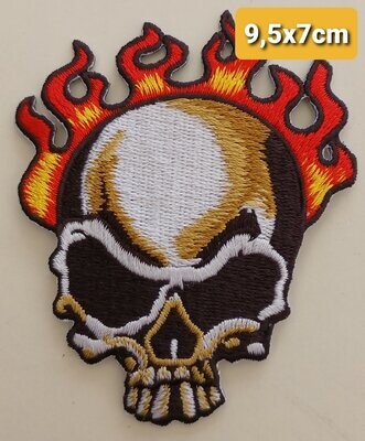 PARCHE BOLSILLO CALAVERA  CABEZA FUEGO