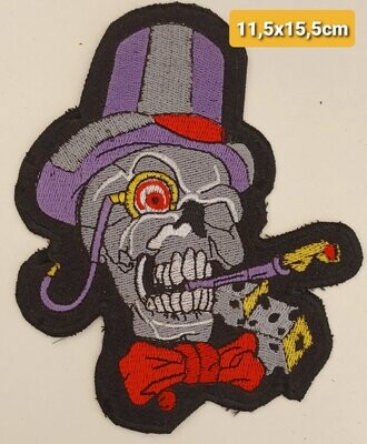 PARCHE BOLSILLO CALAVERA FUMANDO 2