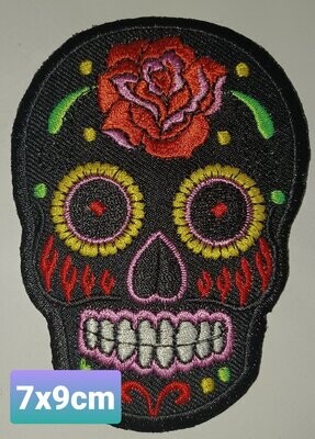 PARCHE BOLSILLO CALAVERA NEGRA 4