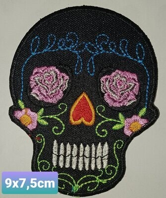 PARCHE BOLSILLO CALAVERA NEGRA