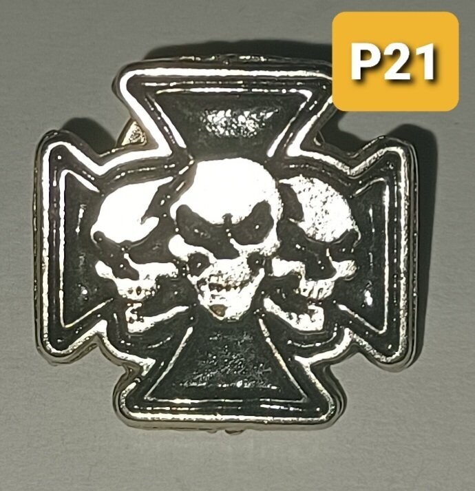 Pin 3 Calaveras