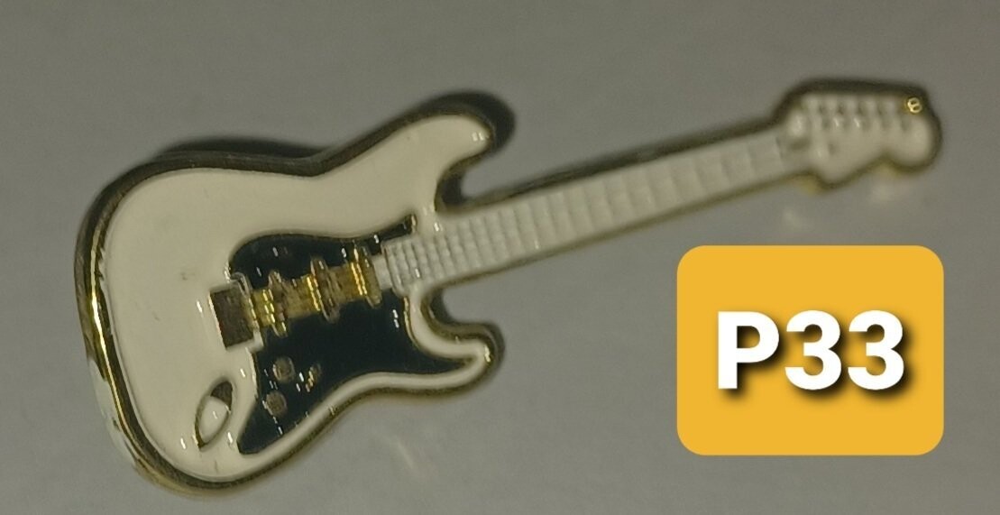 Pin Guitarra Blanca