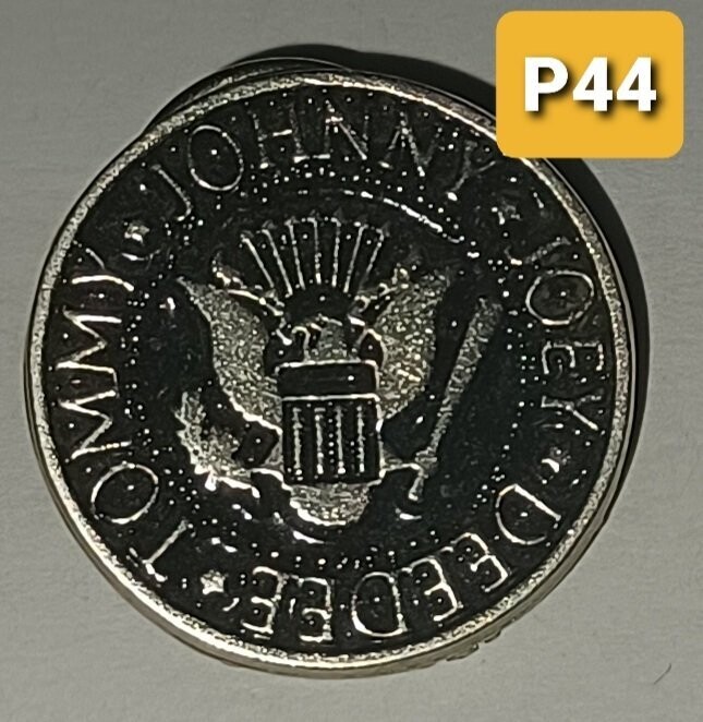Pin Ramones