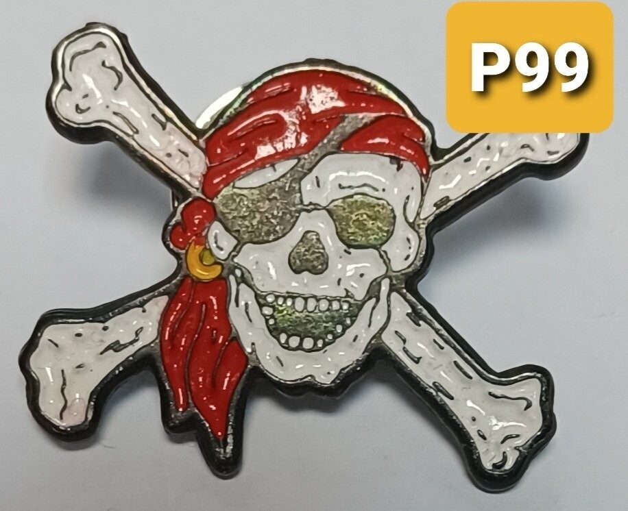 Pin Calavera Pirata