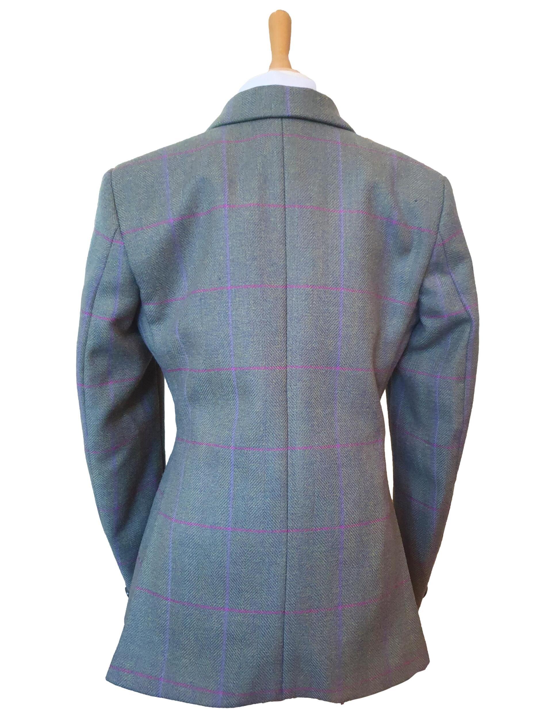 BRAND NEW MEARS MOBBERLEY TWEED SHOWING 