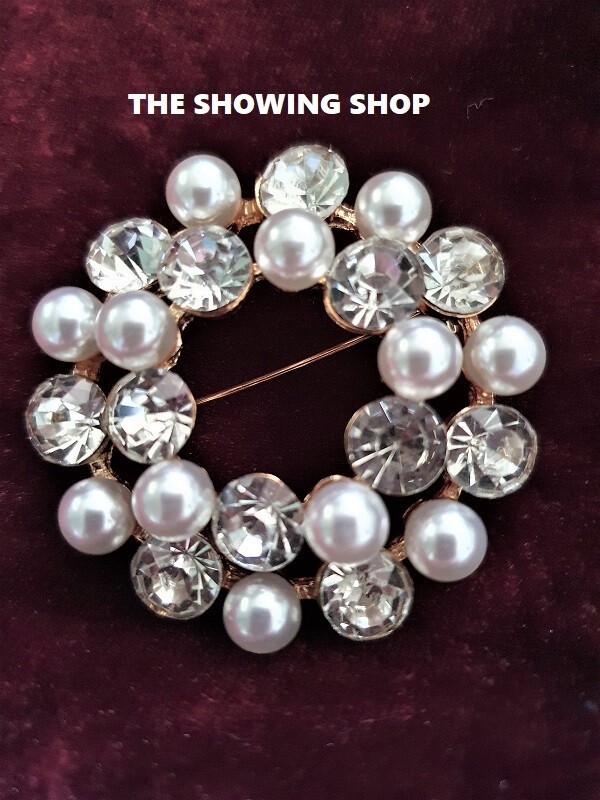 PEARL AND DIAMANTE STOCK PIN