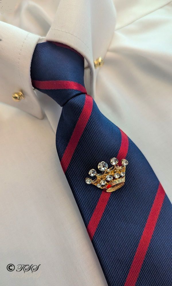 ADULTS  ZIP READY TIED SHOWING TIE - NAVY/RED STRIPED