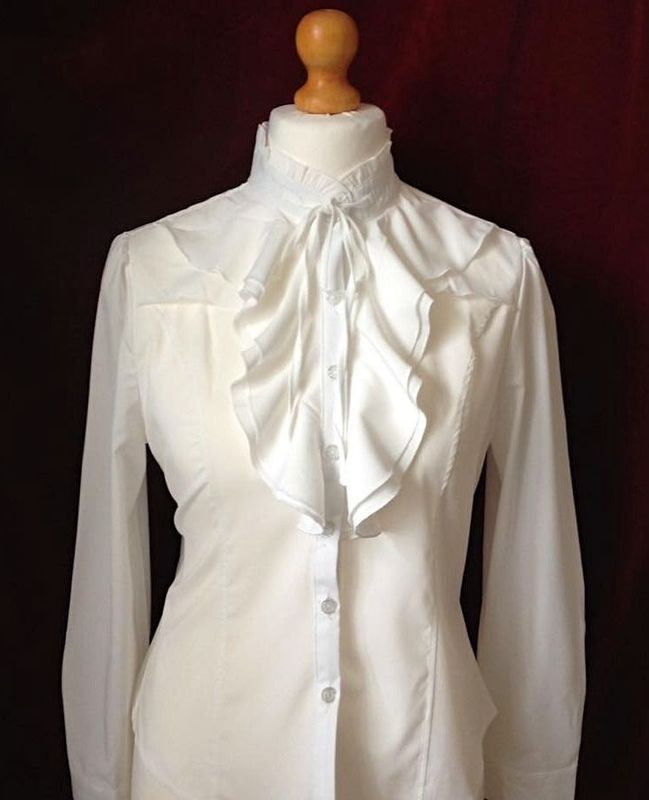 CREAM LEADERS BLOUSE-VARIOUS SIZES