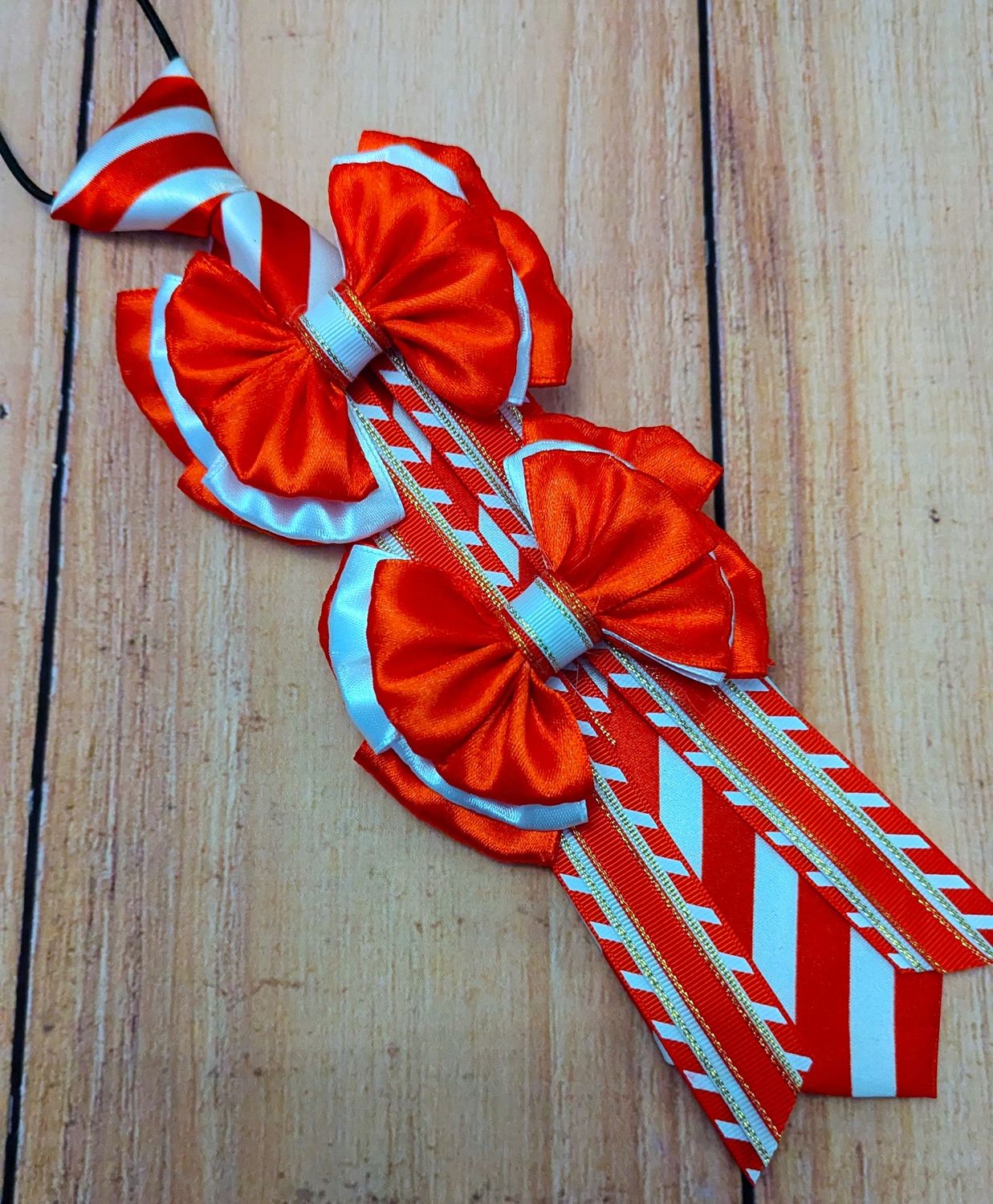 RED AND WHITE STRIPED SHOW BOWS AND TIE SET
