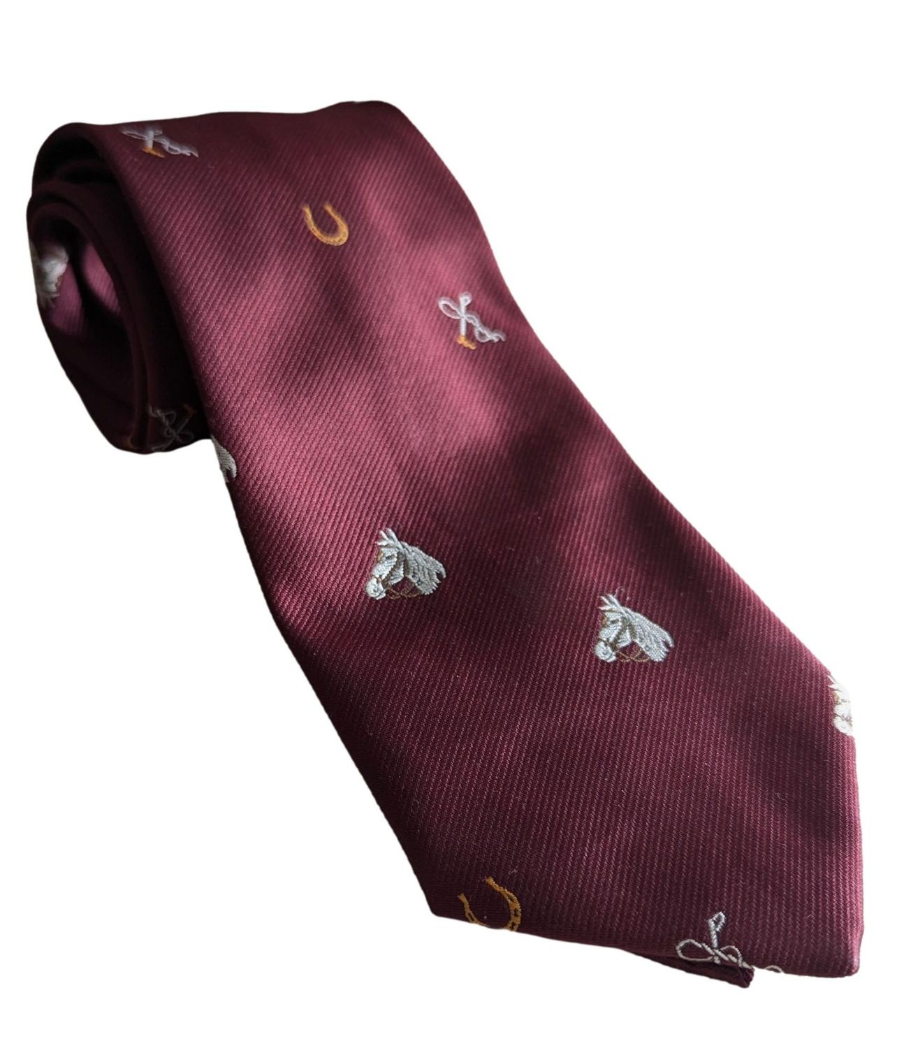 ADULTS BURGUNDY SHOWING/ HUNTING TIE