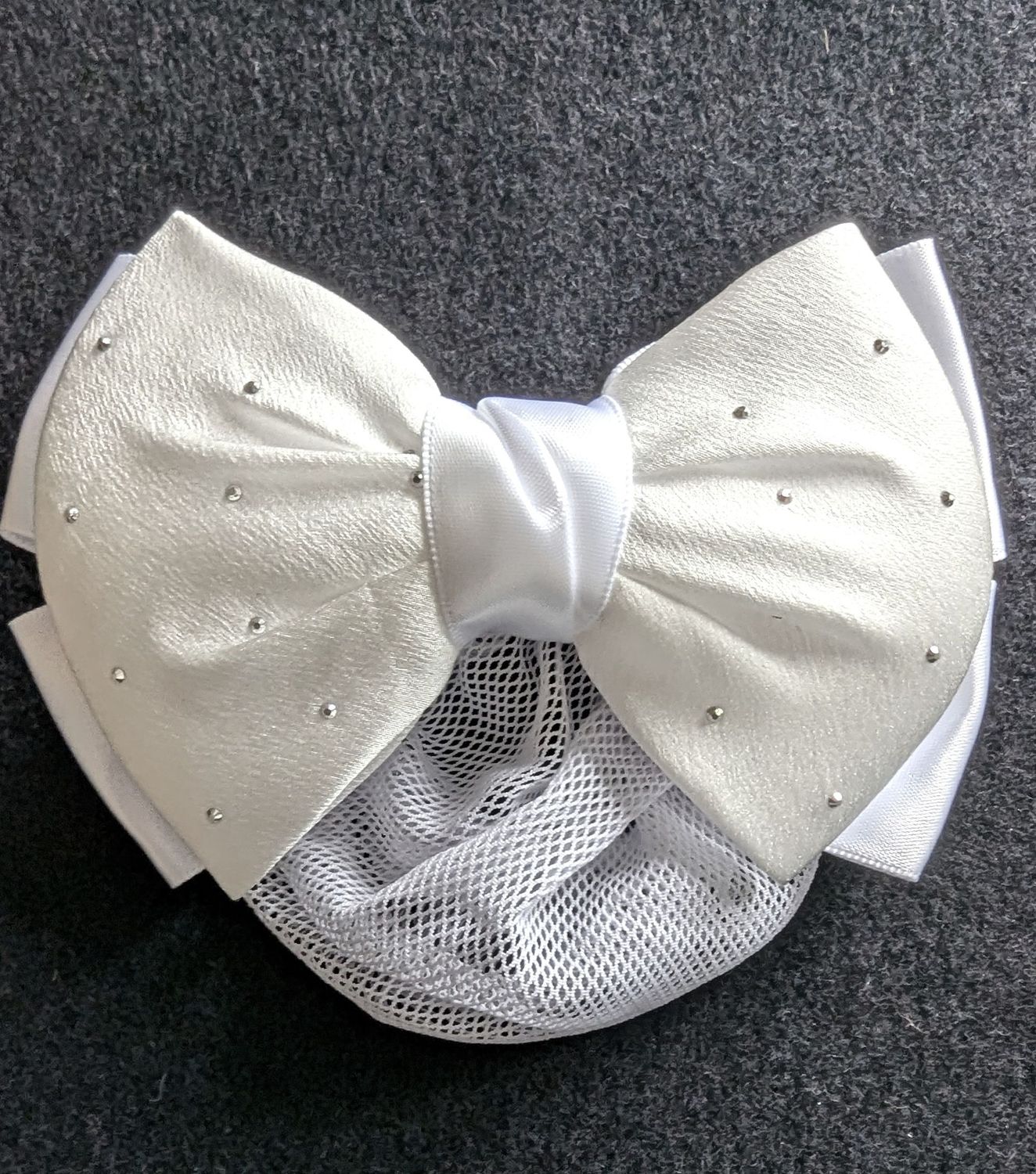 WHITE AND SILVER BUN NET AND BOW