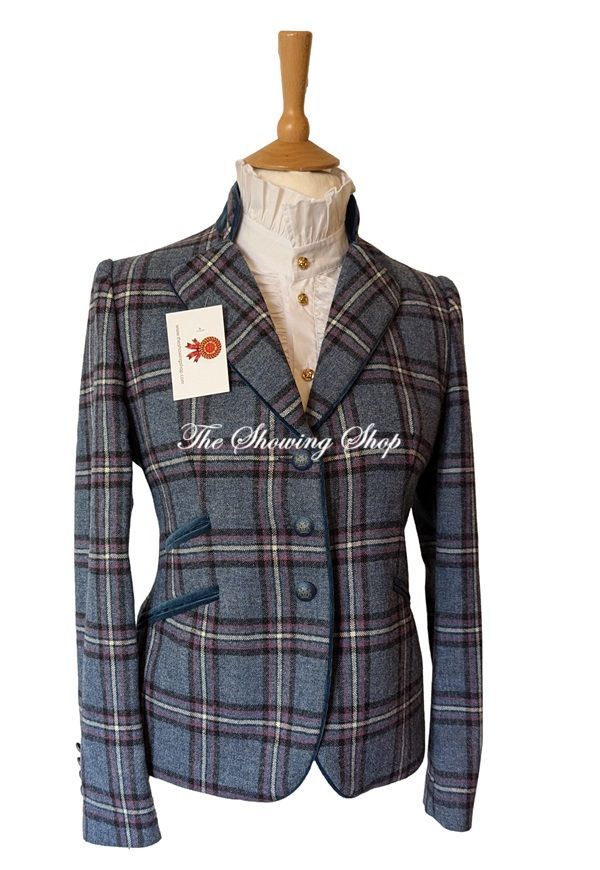LADIES BARILOCHE BLUE TWEED JACKET SIZE 16