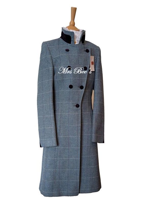 LADIES COUSINS OF CHELTENHAM  BLUE TWEED FULL LENGTH COAT SIZE 6